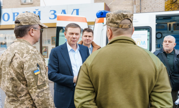 Вінницькому госпіталю передали швидку