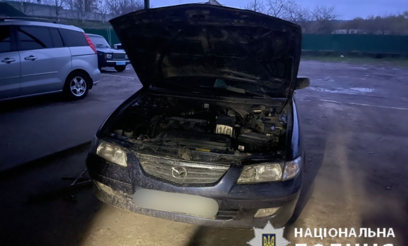 Вночі у Ямполі зупинили підлітка за кермом чужого автомобіля