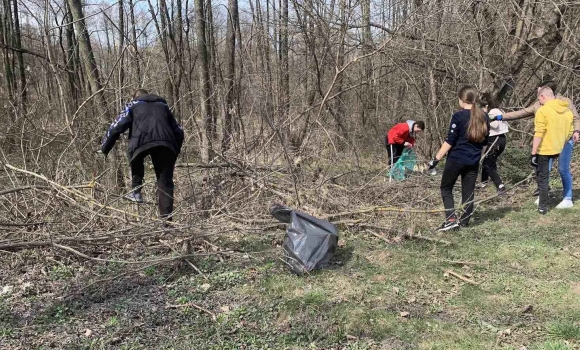 За місяць понад дві тисячі небайдужих вінничан взяли участь у толоках