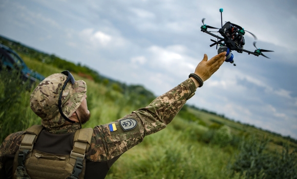 Захисникам - Fpv-дрони, донатерам - шанс виграти квартиру. Міжрегіональний координаційний гумштаб оголосив масштабний збір