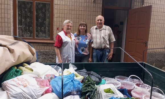 Жителі Калинівської громади зібрали гостинці для поранених військових