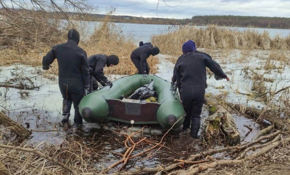 Знайшли тіло другого рибалки, який провалився під лід поблизу ЛадижинаЗнайшли тіло другого рибалки, який провалився під лід поблизу Ладижина