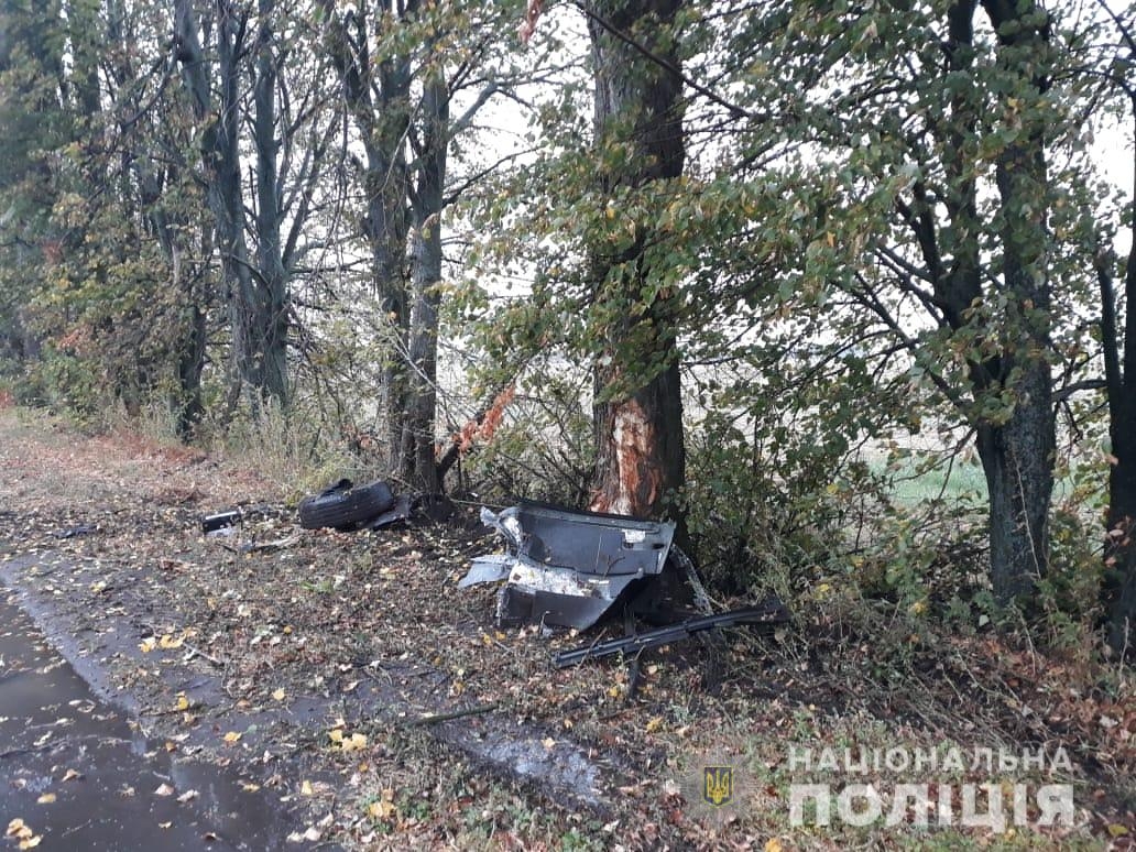 В Калинівському районі перекинувся позашляховик. Є загиблі 