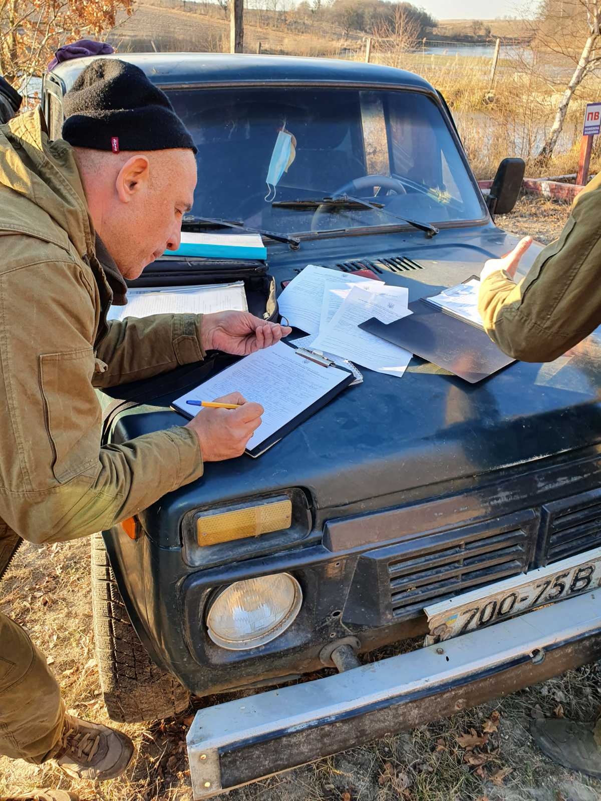 У Гайсинському районі чоловік виловив риби майже на 60 тисяч гривень