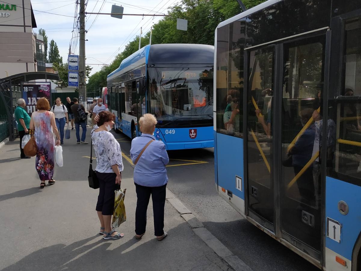 З початку року вінницькі транспортники виготовили вже три тролейбуси VinLine з автономним ходом