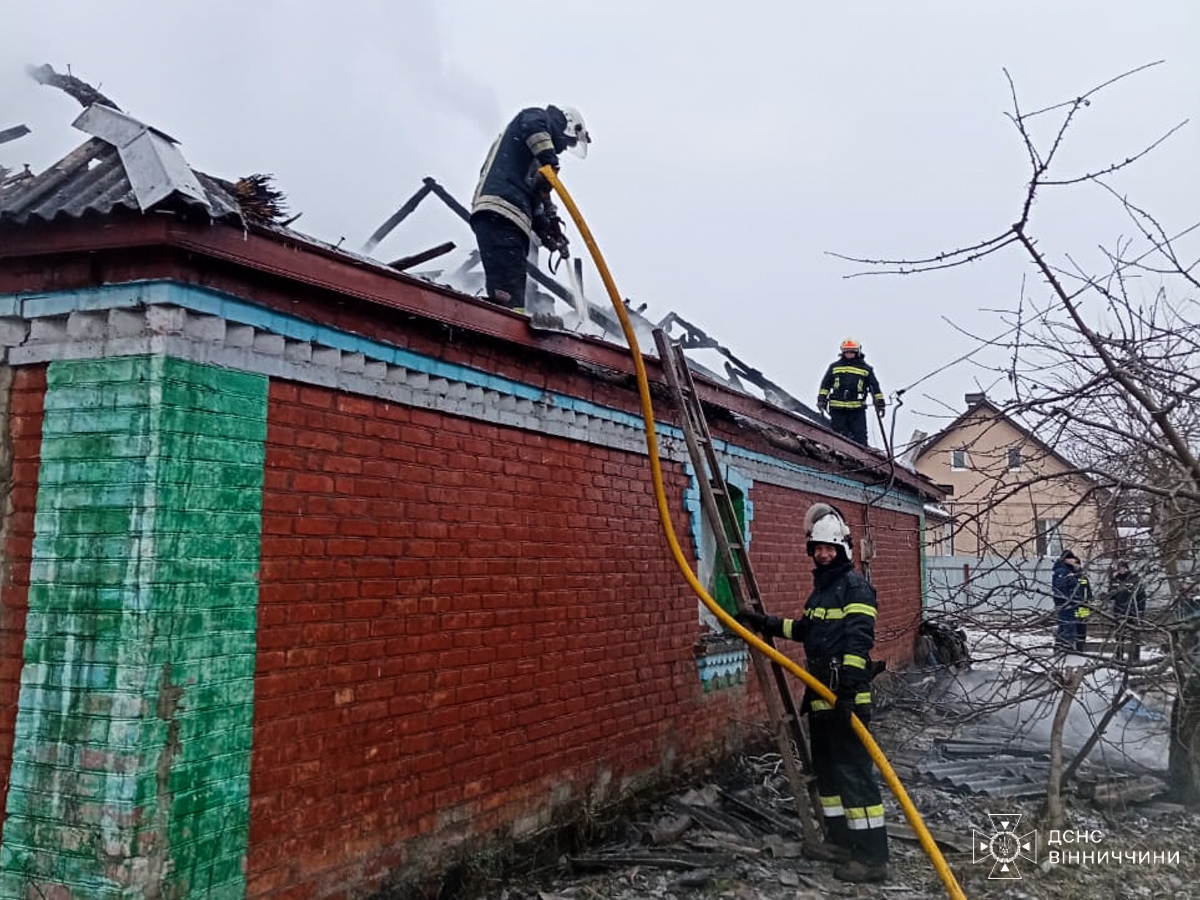 Пожежа у Турбівській громаді вщент знищила дах житлового будинку