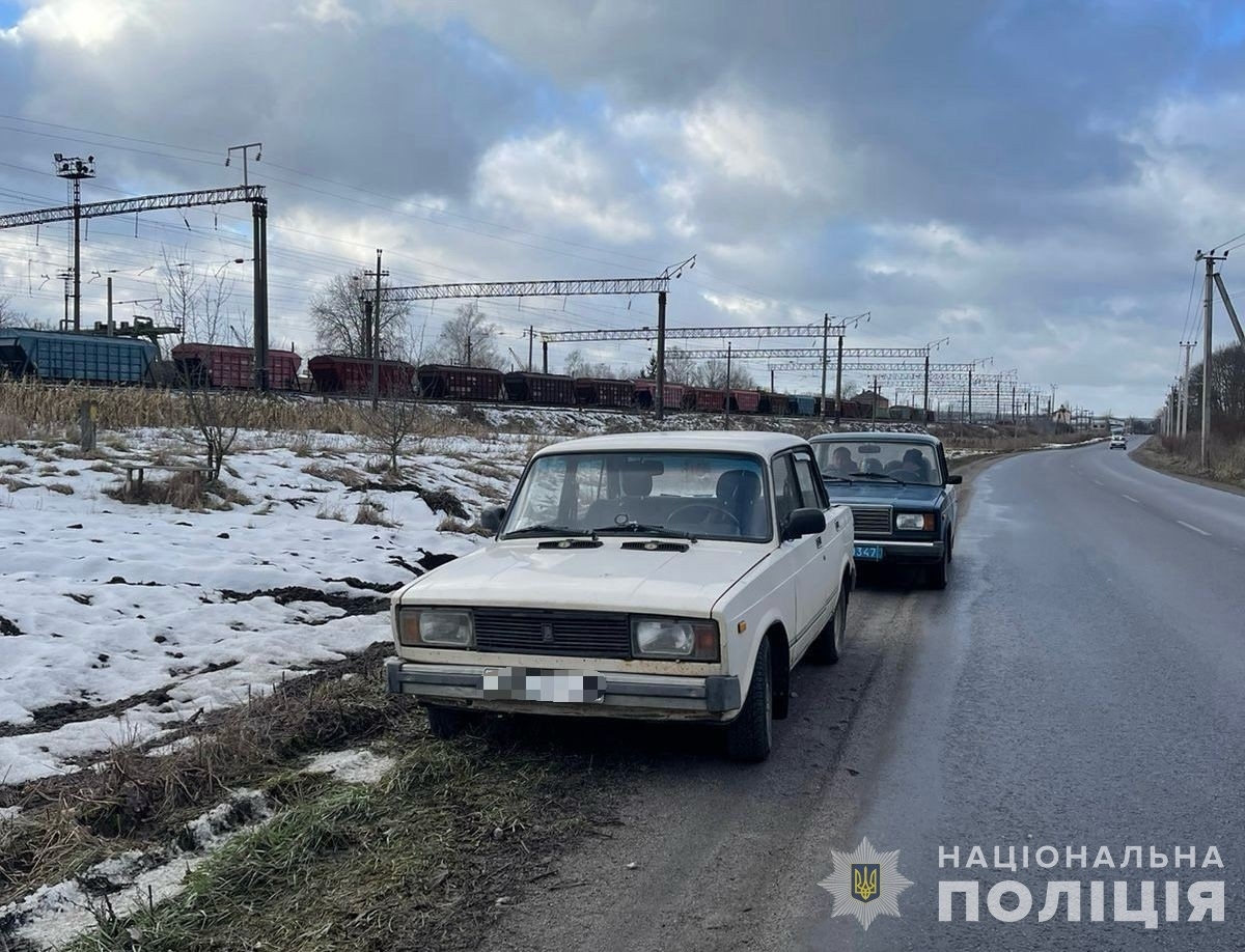 У Гнівані двоє п'яних водіїв намагались підкупити поліцейських