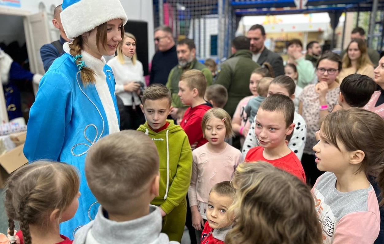 Зі святом привітали маленьких луганчан, які переїхали на Вінниччину