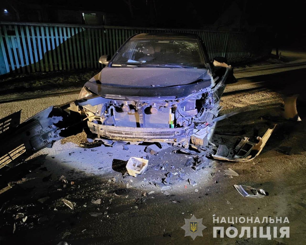 У Жмеринці п’яний воді розбив чуже авто та травмував двох дітей