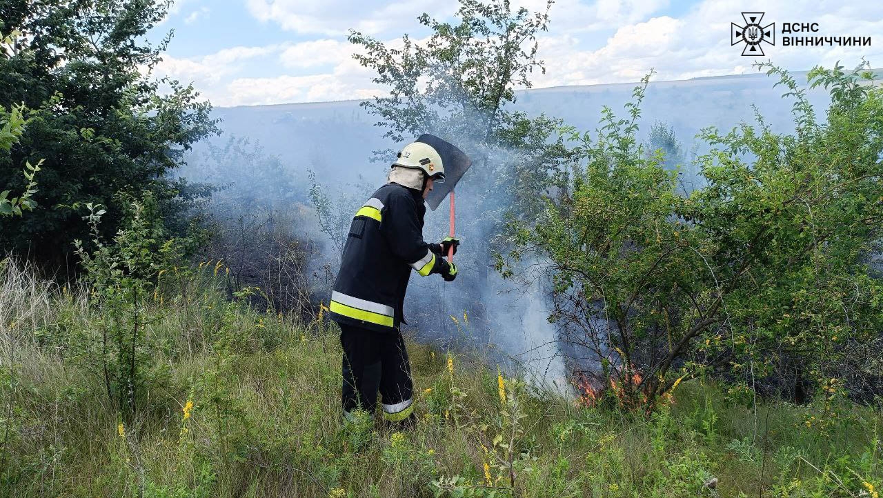 За добу рятувальники Вінниччини загасили чотири пожежі