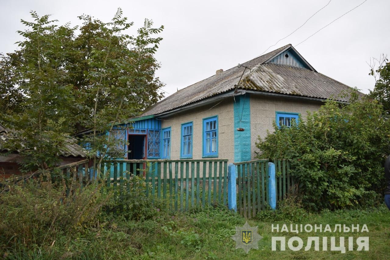 В Іванківцях чоловік після застілля зарізав свого гостя