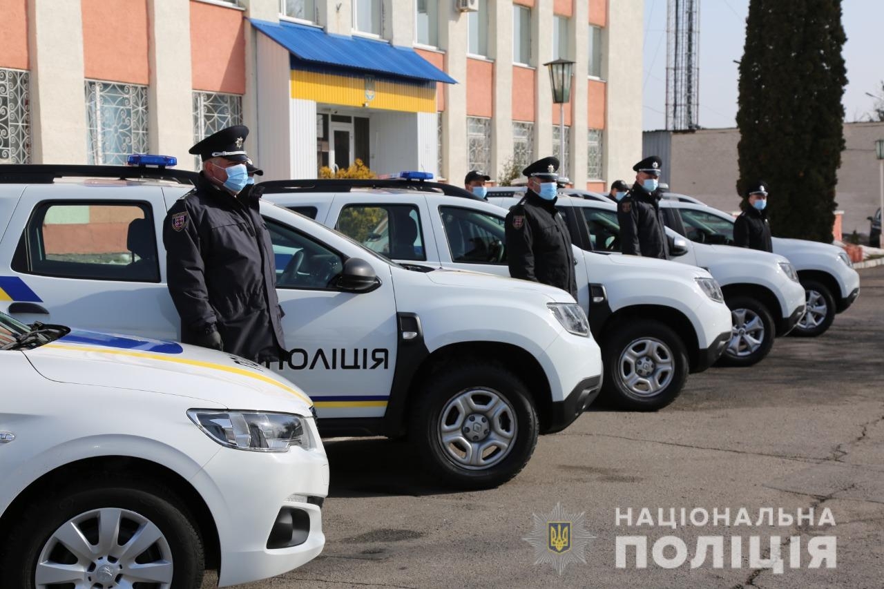 Автопарк вінницької поліції поповнився десятком нових авто