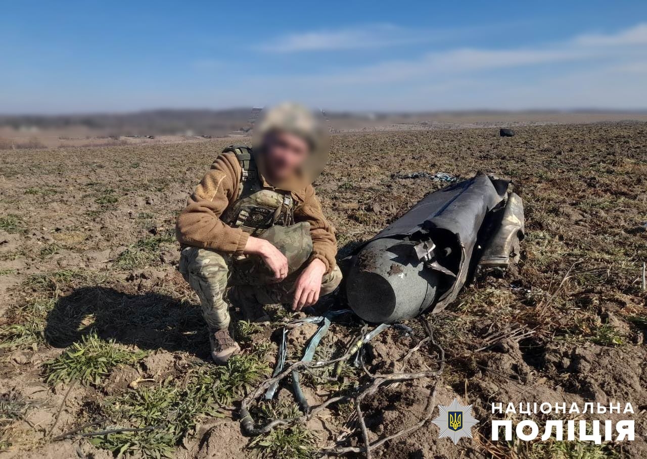 На Вінниччині вибухотехніки знешкодили бойову частину крилатої ракети