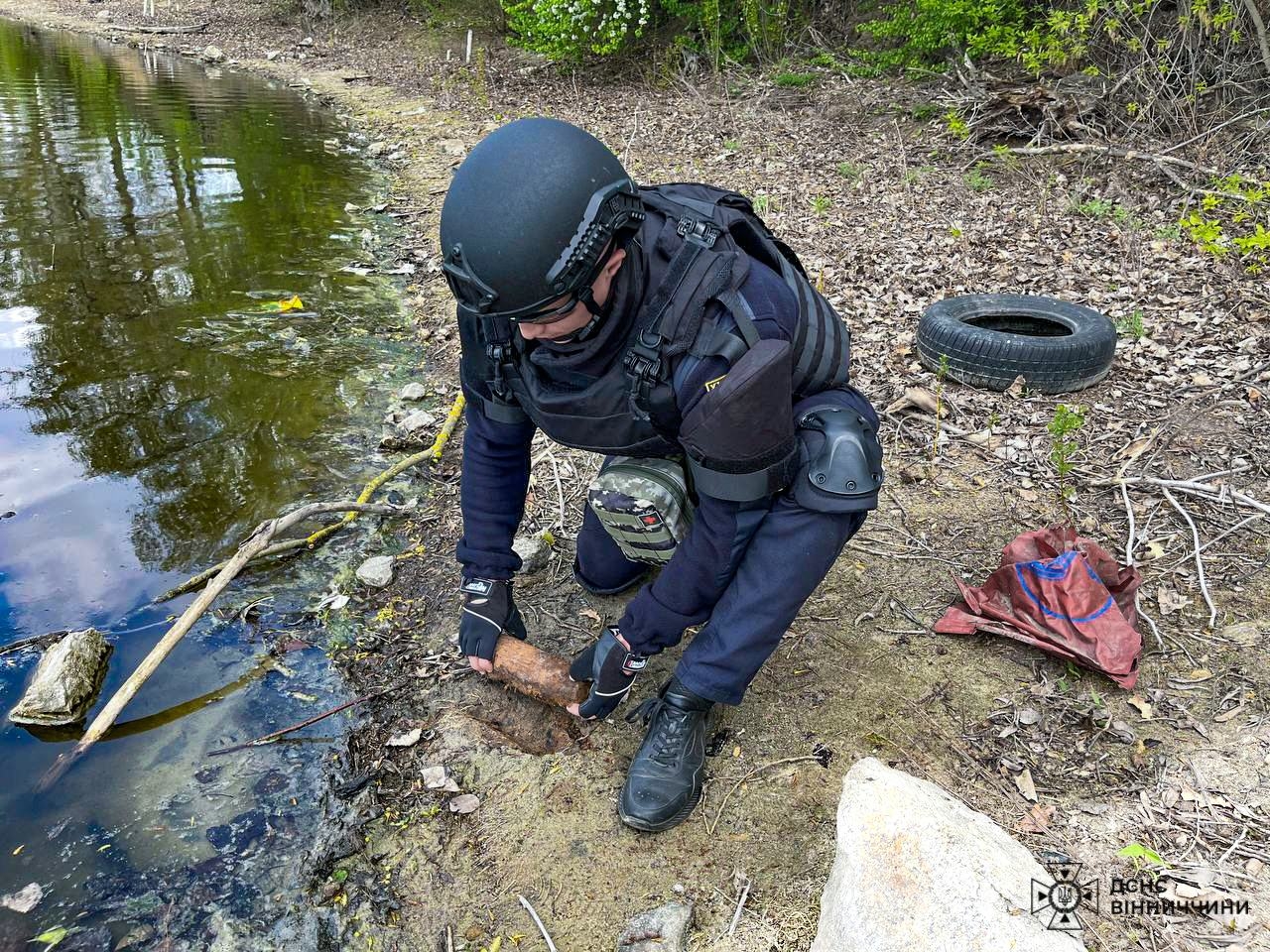 Біля водойми у Турбівській громаді знайшли артснаряд часів Другої світової