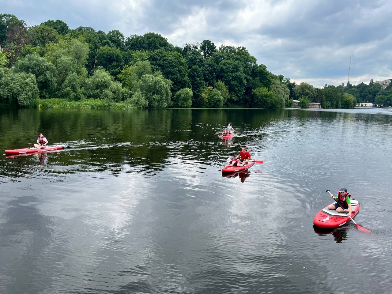 SUP-дошки, скелелазіння та бердвочинг: безкоштовні літні активності у Вінниці