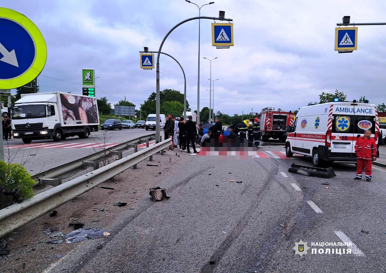 В аварії у Вороновиці загинув один з водіїв, ще п'ятеро людей постраждали