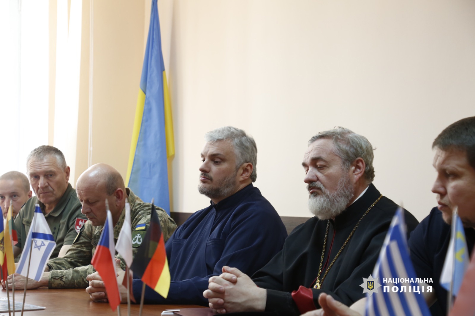 Поліція Вінниччини посилить заходи безпеки на Трійцю та поминальні дні