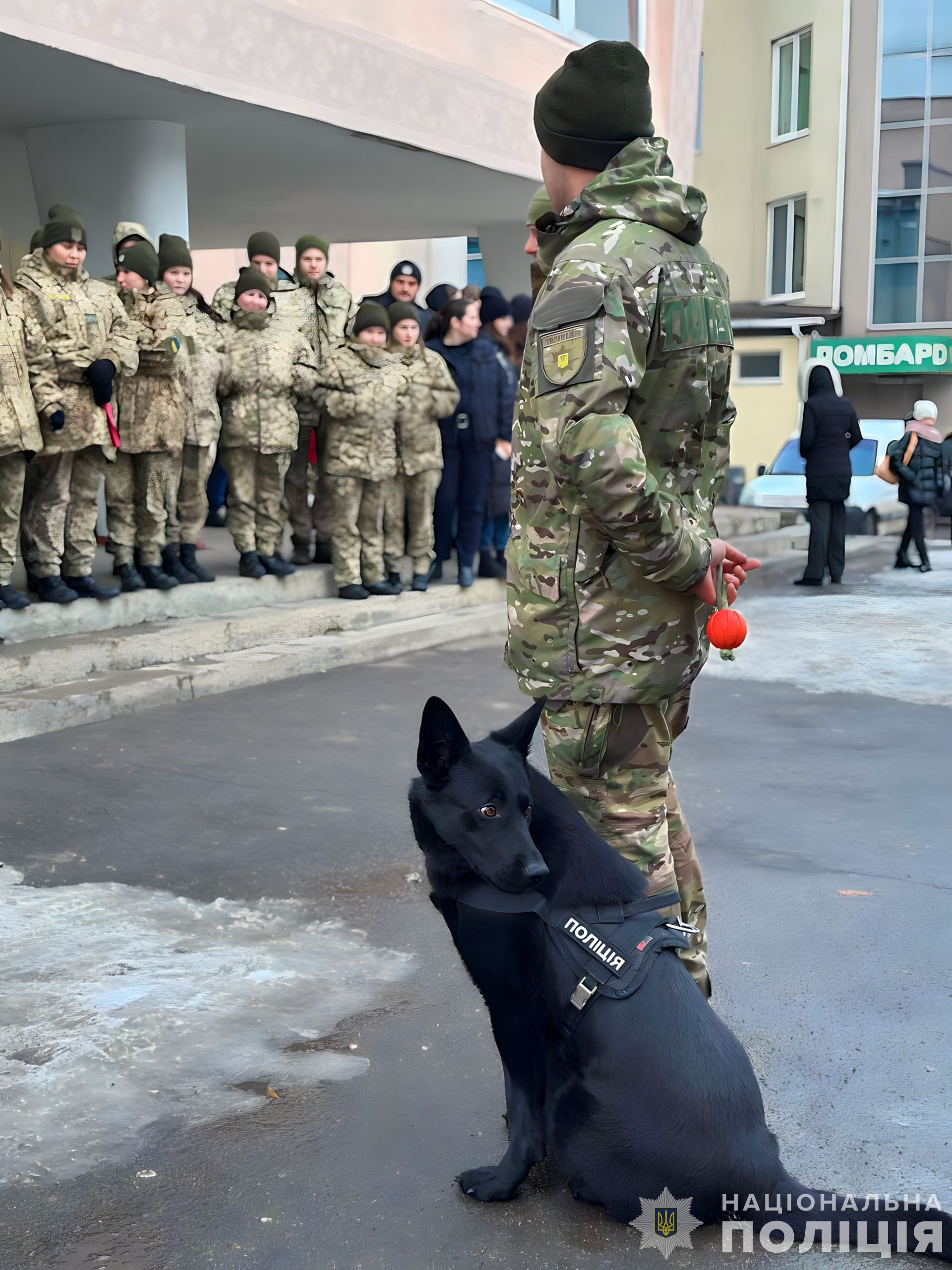 Вінницькі правоохоронці познайомили школярів з особливостями своєї роботи