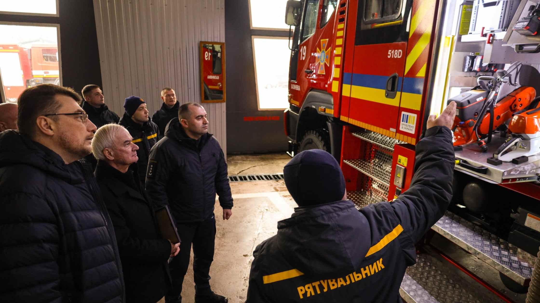 Нове пожежно-рятувальне авто поповнило автопарк рятувальників Калинівки