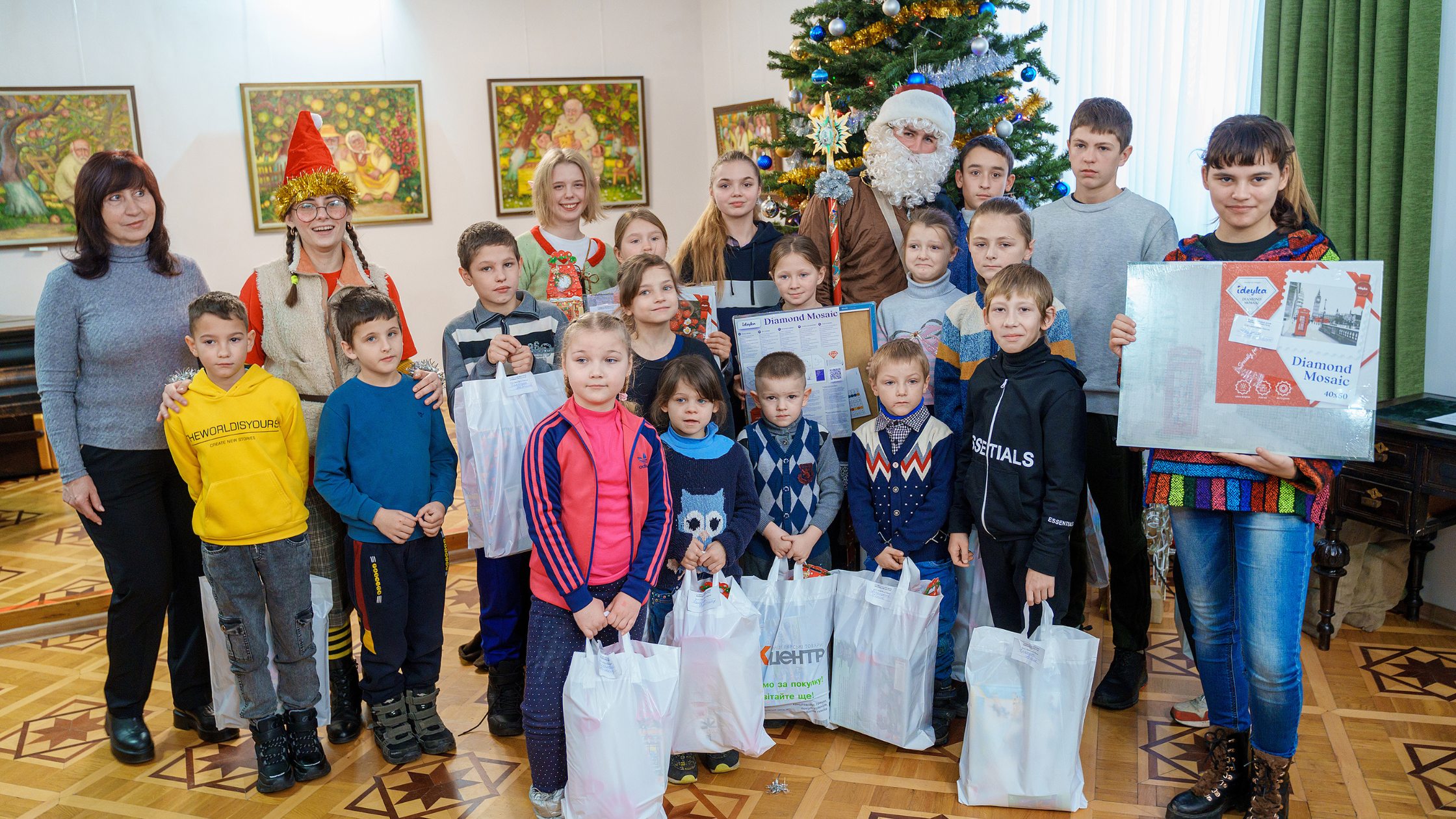 У Вінниці влаштували екскурсію для дітей, які опинилися в складних життєвих обставинах