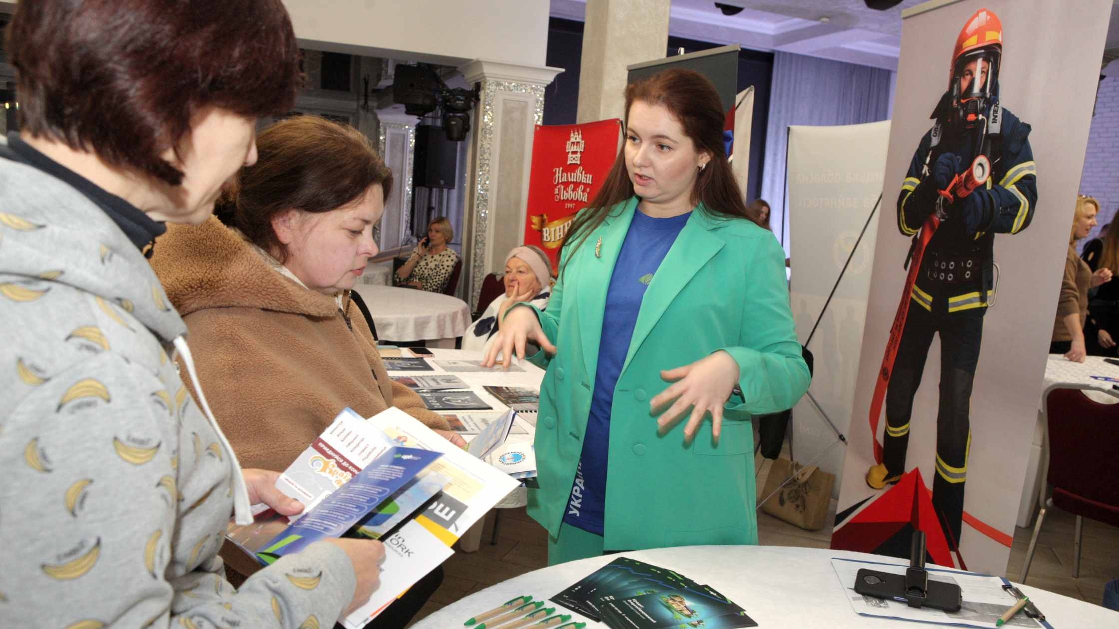 У Вінниці відбувся захід, присвячений підтримці й розвитку ринку праці та його наповненню кваліфікованими кадрами. Йдеться про Ярмарок вакансій в межах проєкту PROLEAP, який вже втретє організований представниками