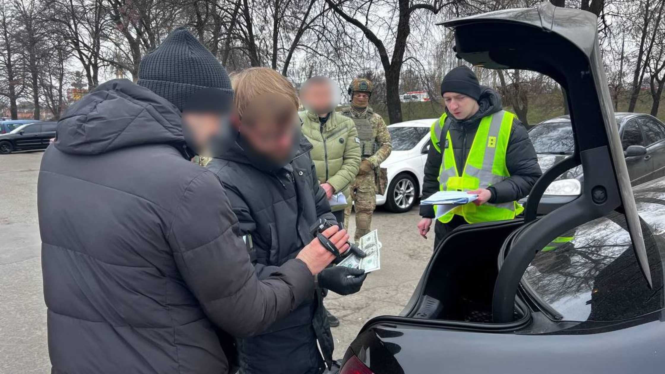 У Вінниці затримали 32-річного чоловіка, який переправляв чоловіків призовного віку через кордон