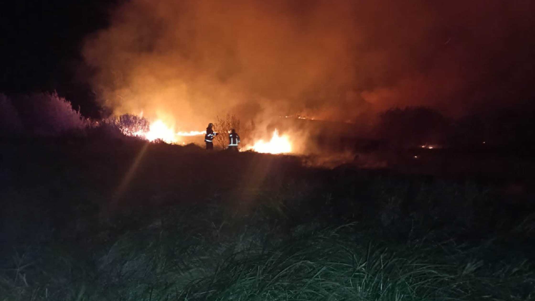 За добу бійці ДСНС ліквідували 8 пожеж