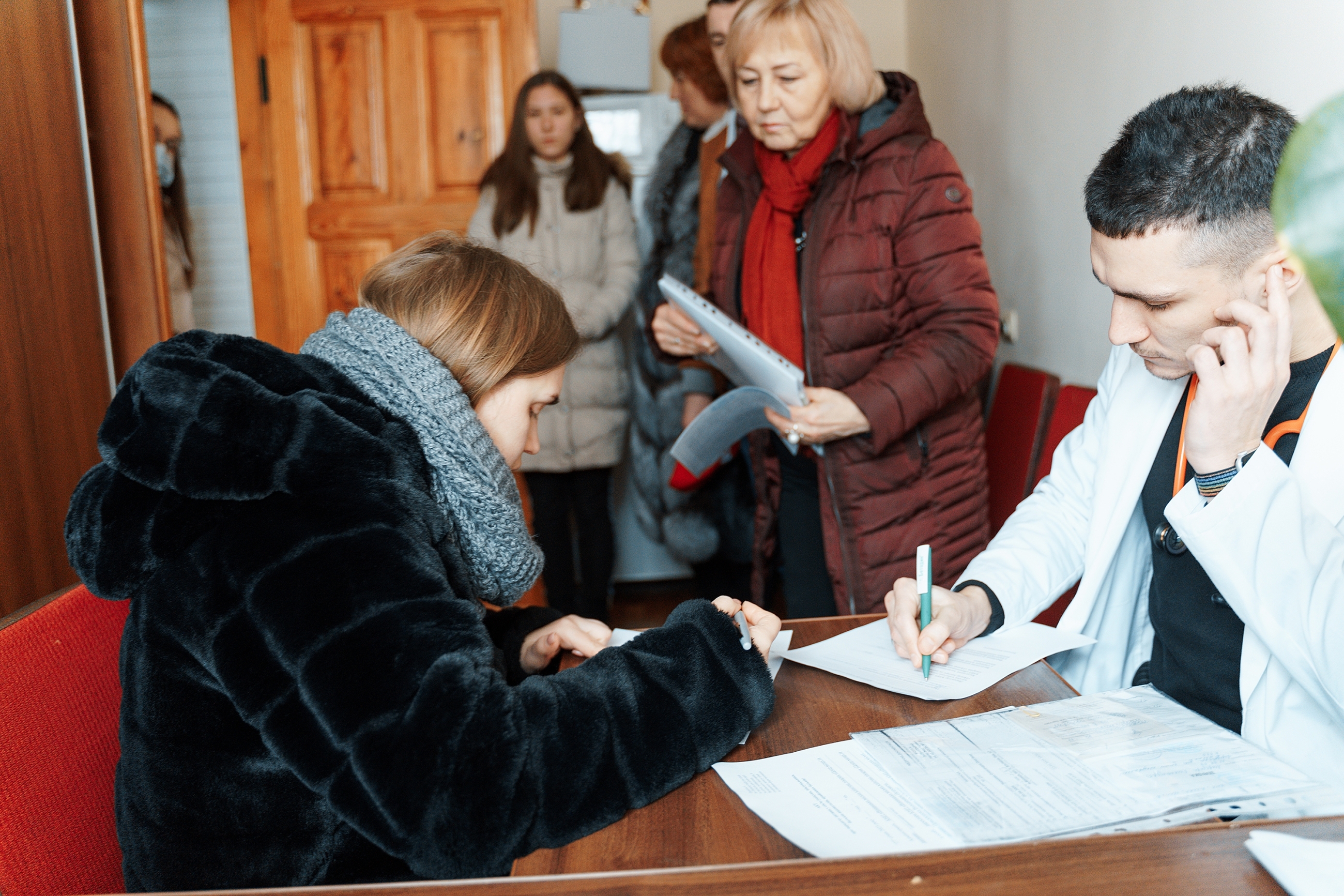 У Вінниці до дитячого будинку сімейного типу влаштували 13-річну дівчинку