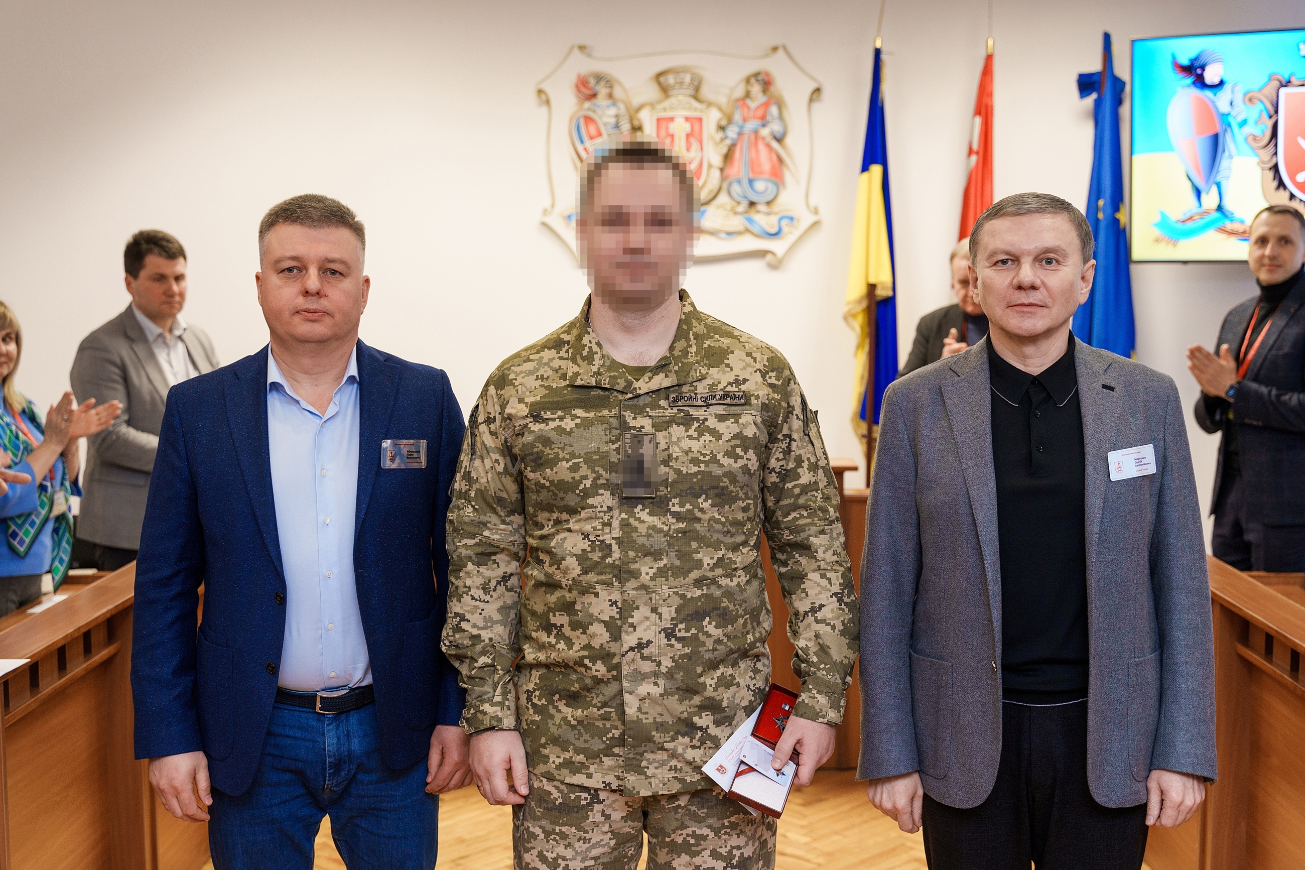 У Вінниці вручили спеціальну відзнаку підполковнику Повітряних Сил ЗСУ