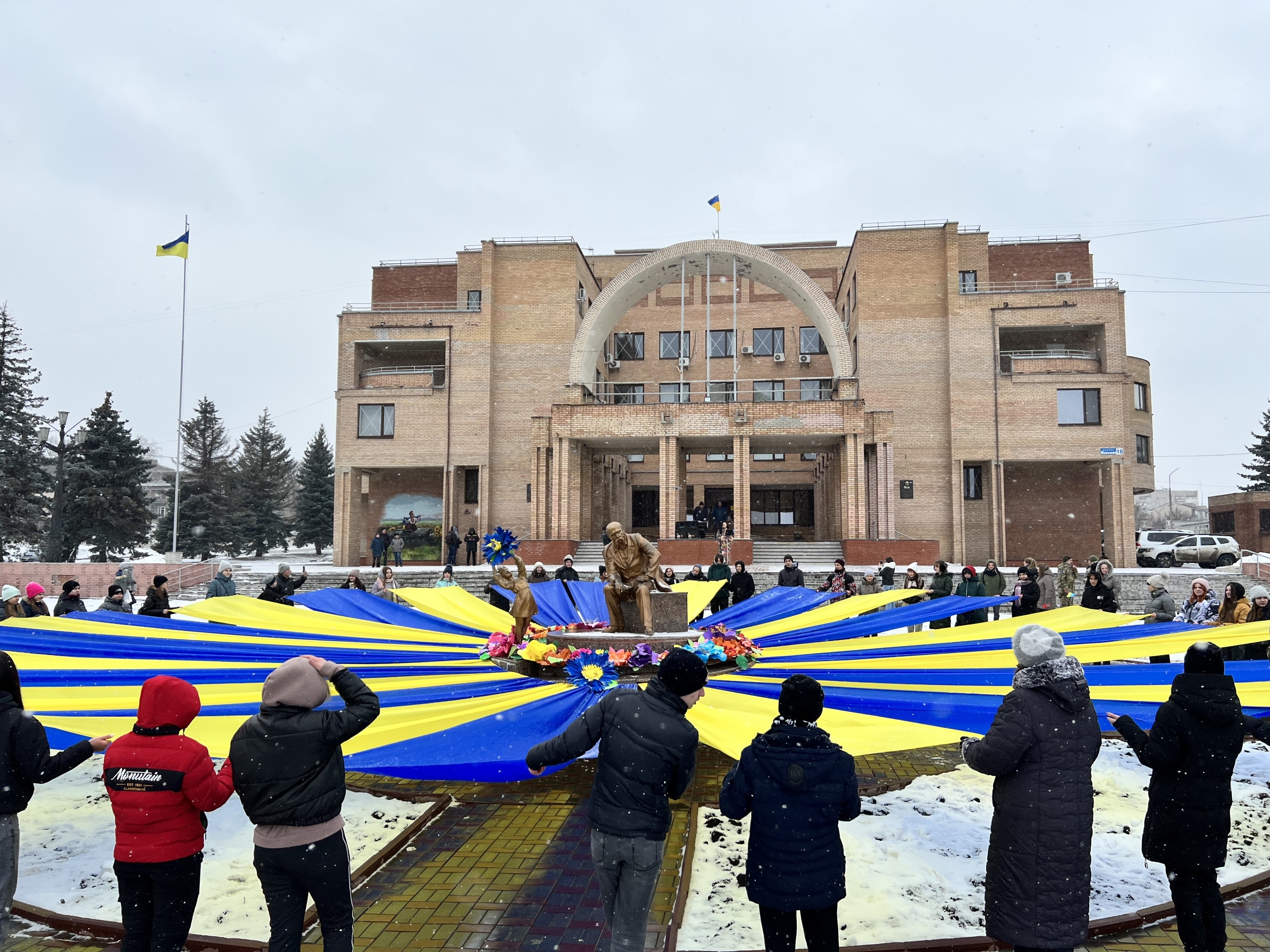 Деокупована Балаклія отримала другий автобус від Вінниці