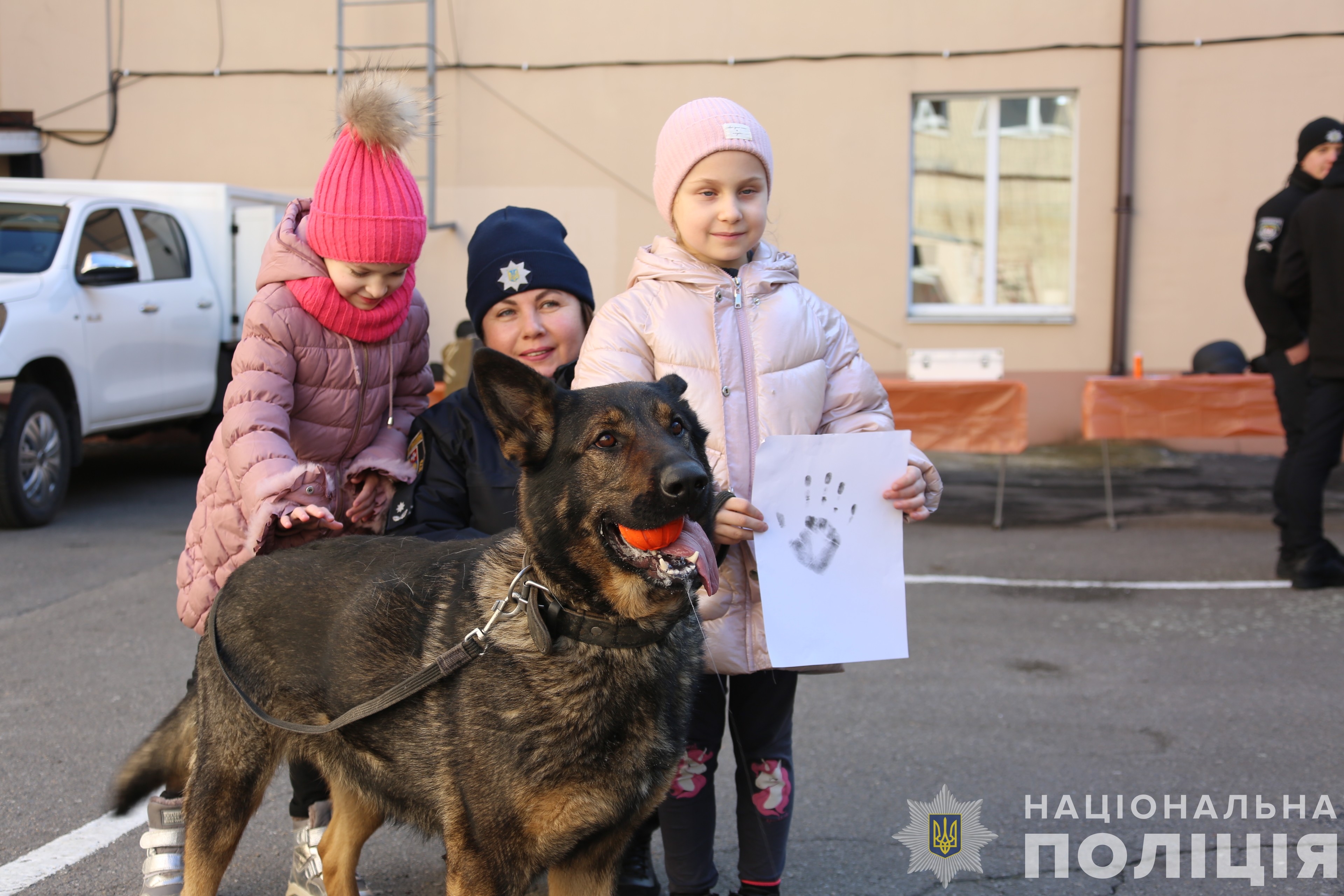 У Вінниці для другокласників організували “день з поліцейськими”