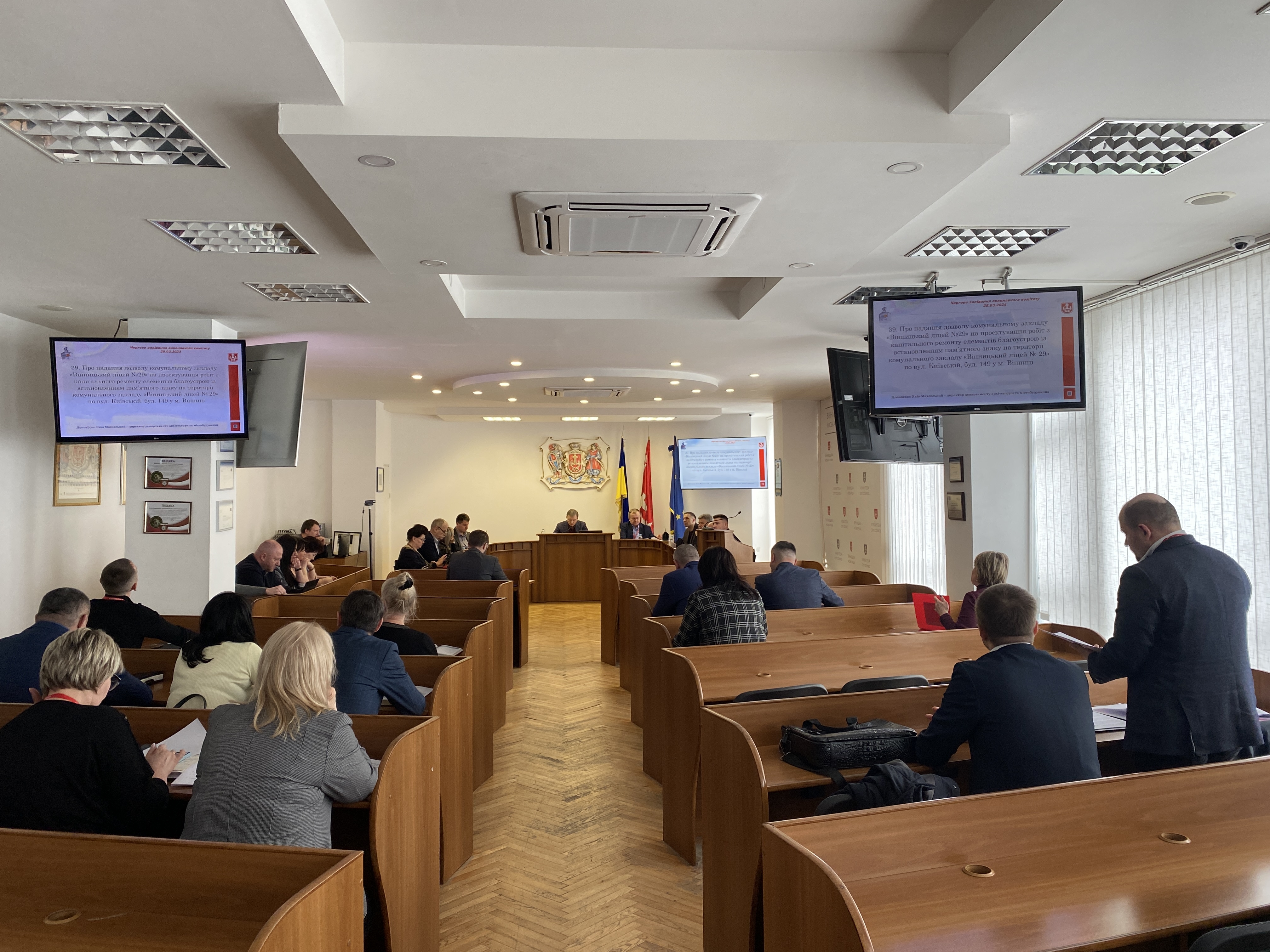 У вінницьких ліцеях планують встановити пам'ятні знаки на честь полеглих Героїв