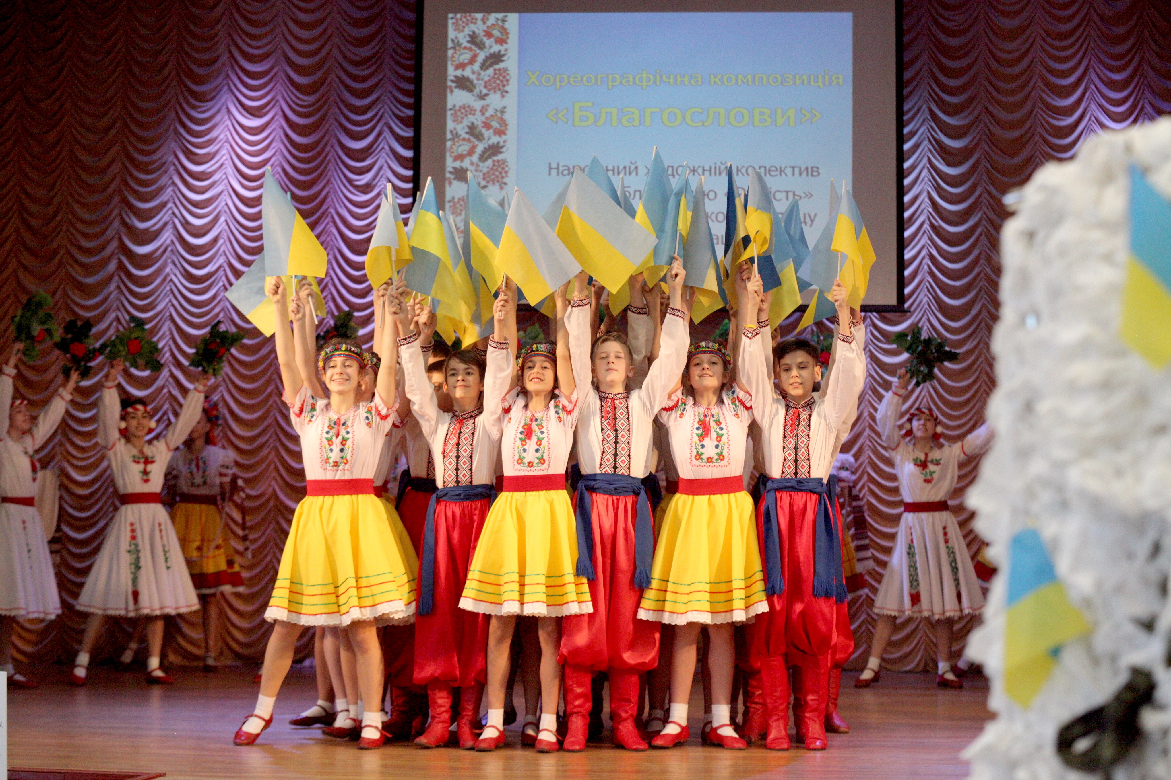 Фестиваль імені Шимка - це перформанс про війну, патріотичні майстер-класи та благодійний ярмарок