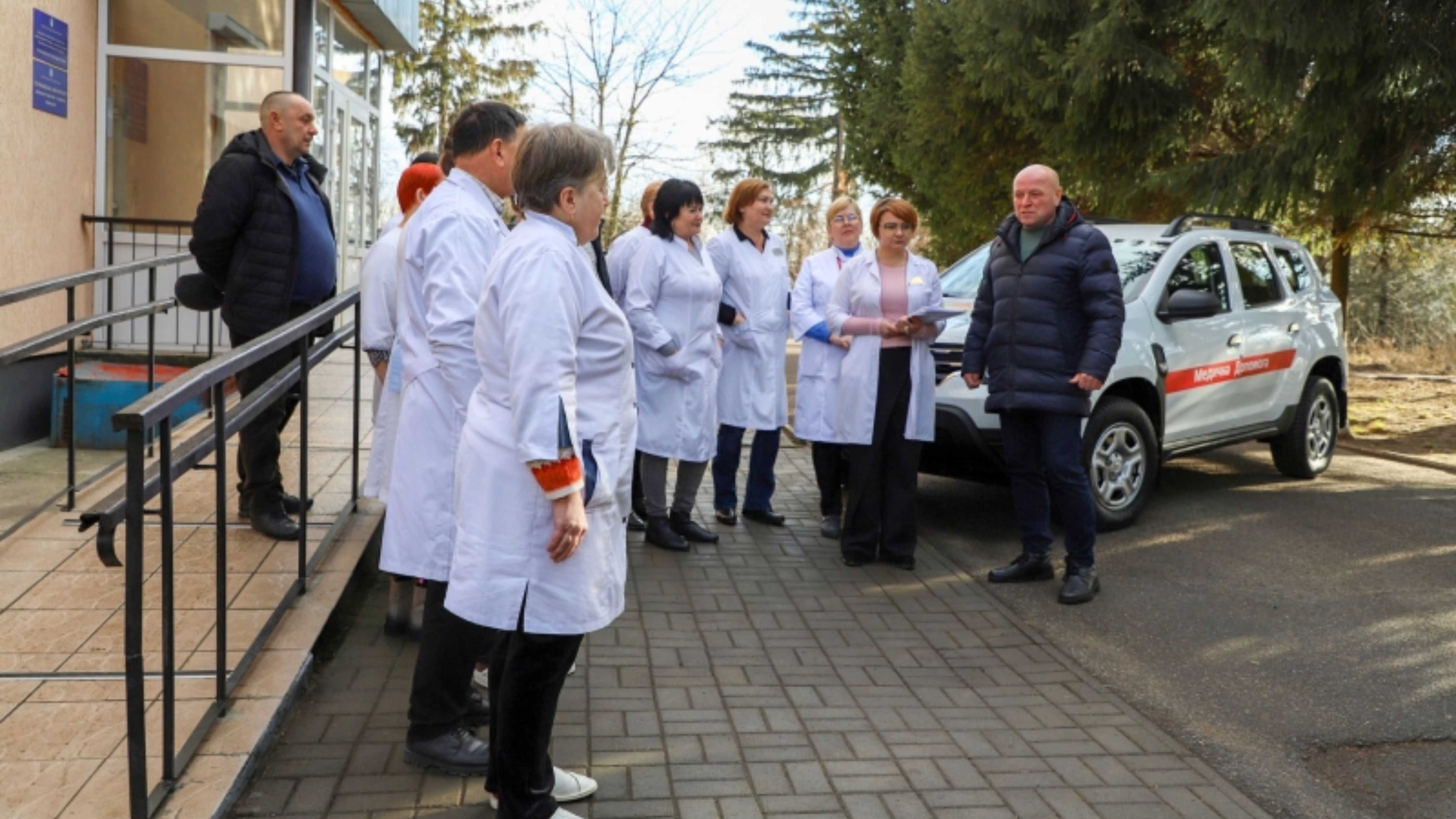 Новий автомобіль поповнив автопарк медзакладу Стрижавської громади