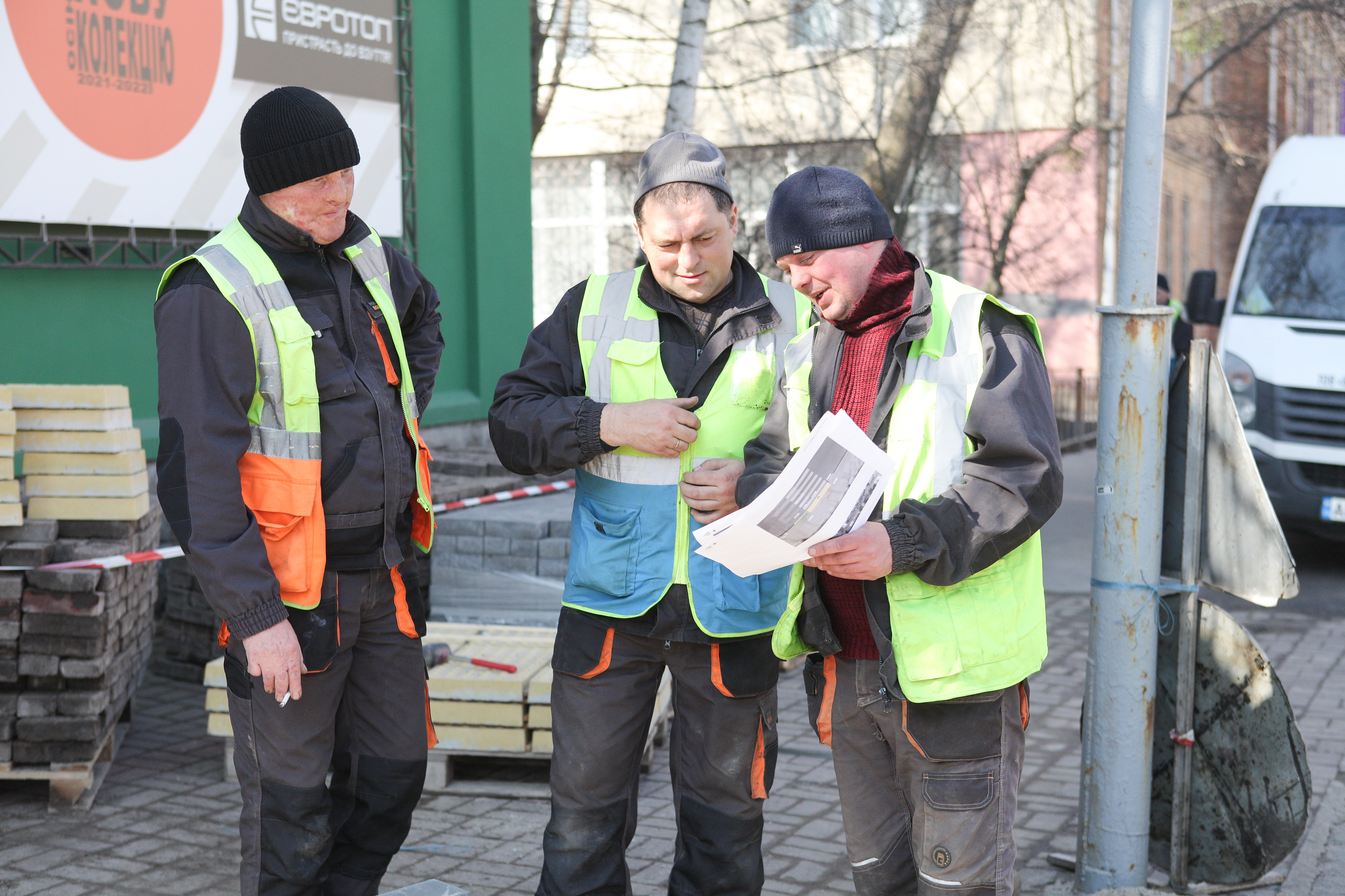 На вулиці Архітектора Артинова у Вінниці облаштовують інклюзивне середовище