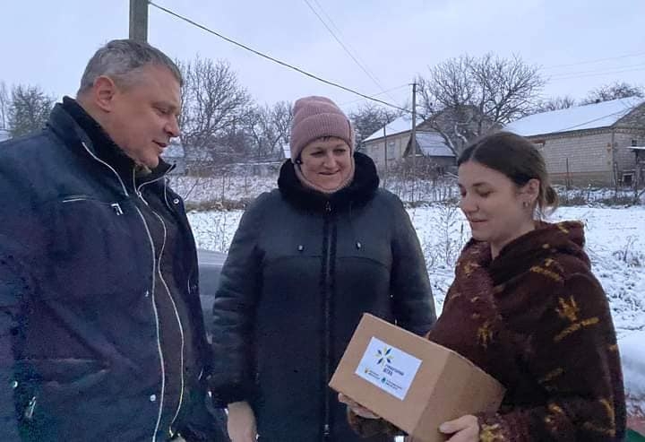 Матусі з Тростянця та Демидівки отримали пакунки малюка від Гумштабу