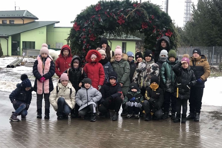 Дітки захисників з Калинівщини відвідали зоопарк у Вінниці