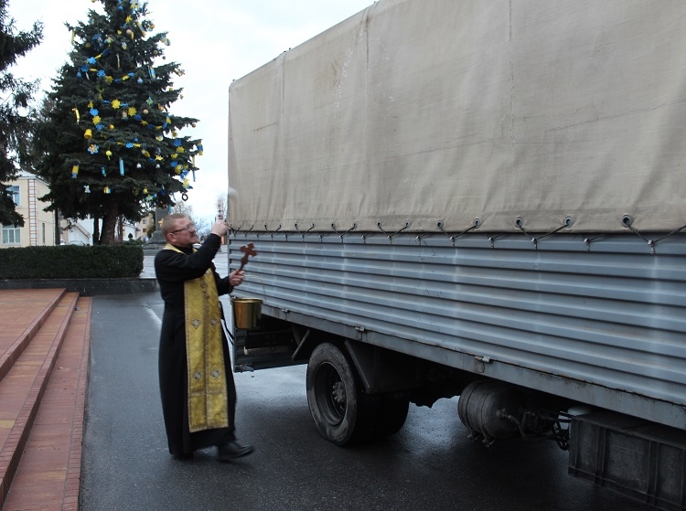 З Калинівщини відправили новорічні гостинці захисникам на передову