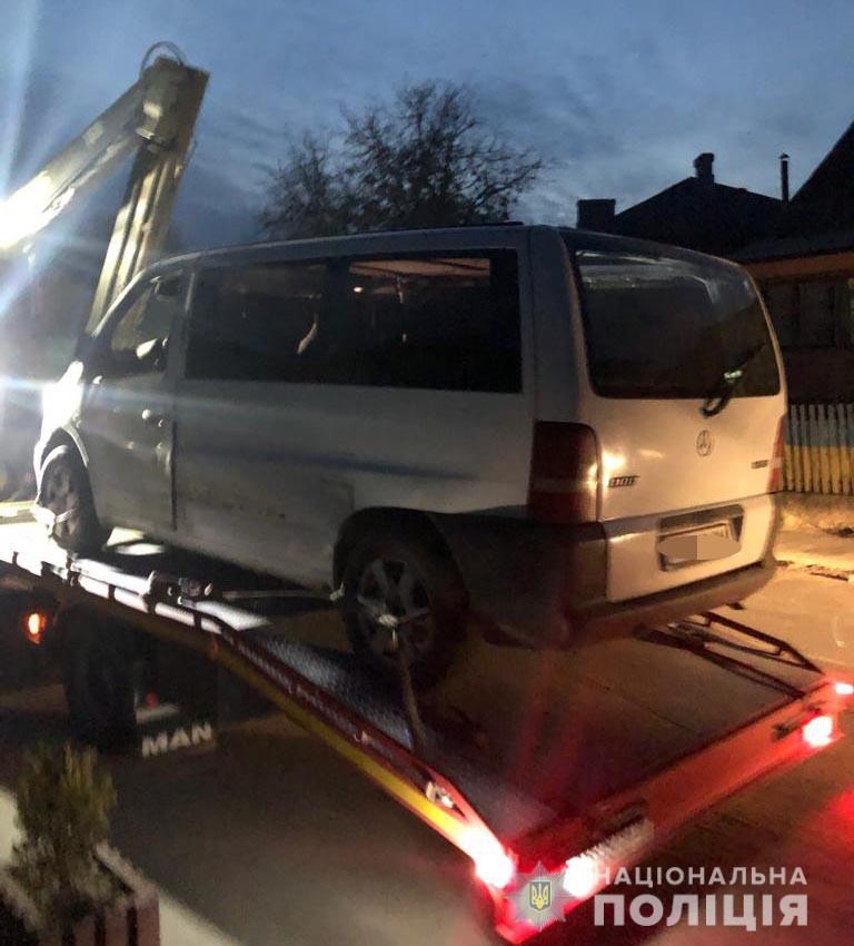 На Вінниччині двоє водіїв напідпитку пропонували поліцейським хабарі