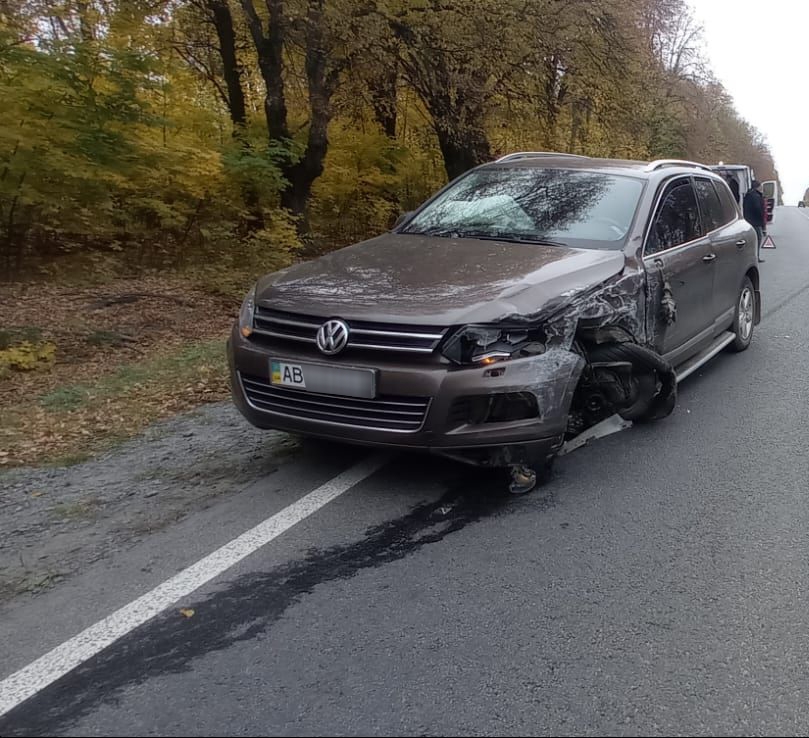 У Тульчинському районі зіткнулись Volkwagen Touareg та Opel Vivaro