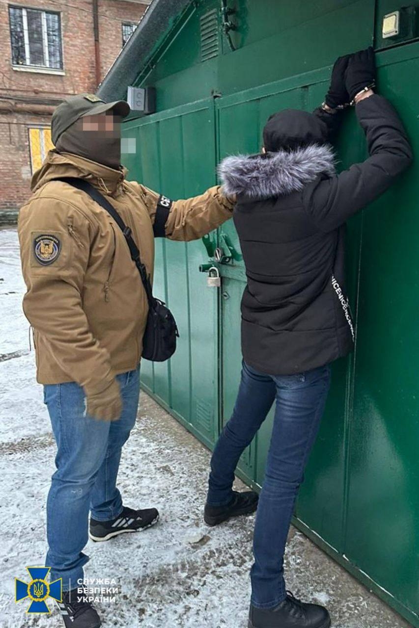 52-річну медсестру з Вінниччини завербували для підриву ветерана-правоохоронця