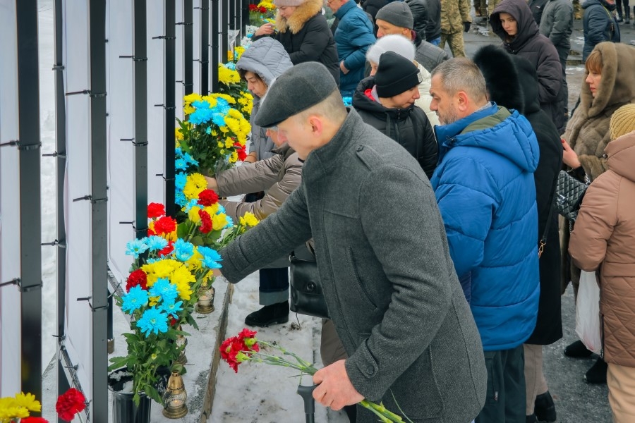 В Агрономічній громаді відкрили алею в пам'ять про полеглих Героїв