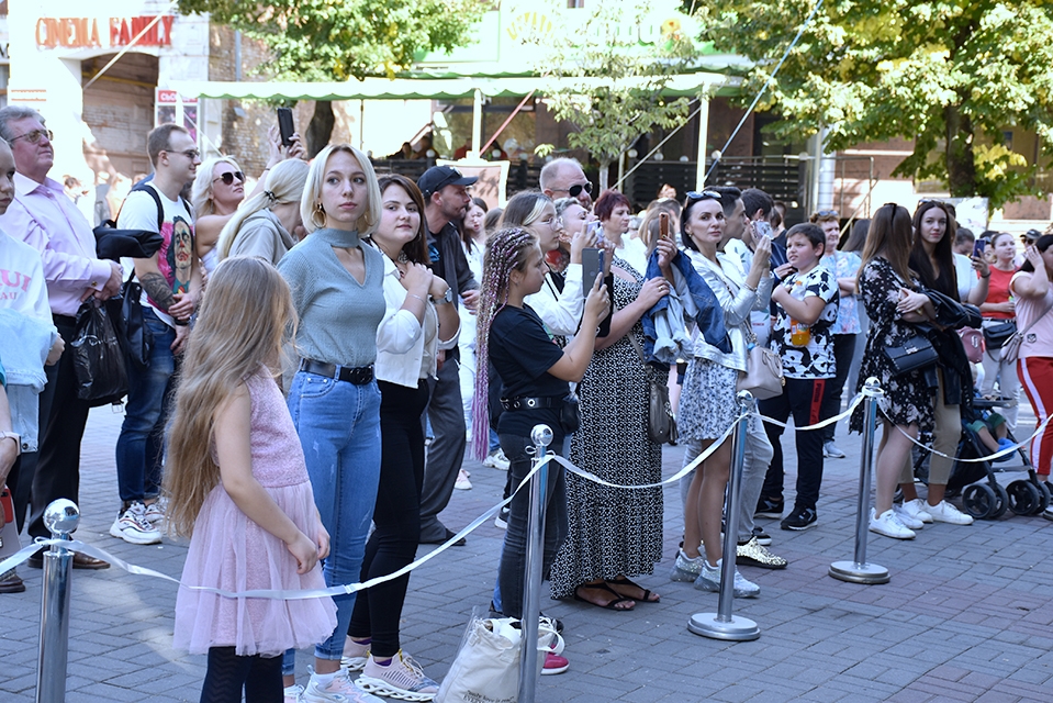 День Вінниці на Європейській площі: проєкт "Rock-N-Choir" та виставка 