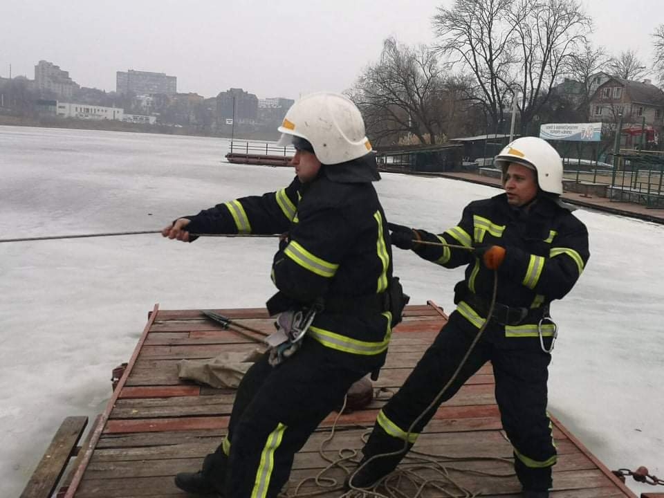 У Вінниці під кригу провалився чоловік