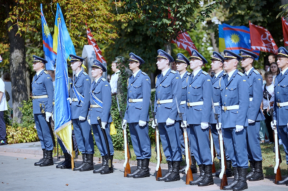 У День Незалежності у Вінниці віддали шану загиблим за державу Героям