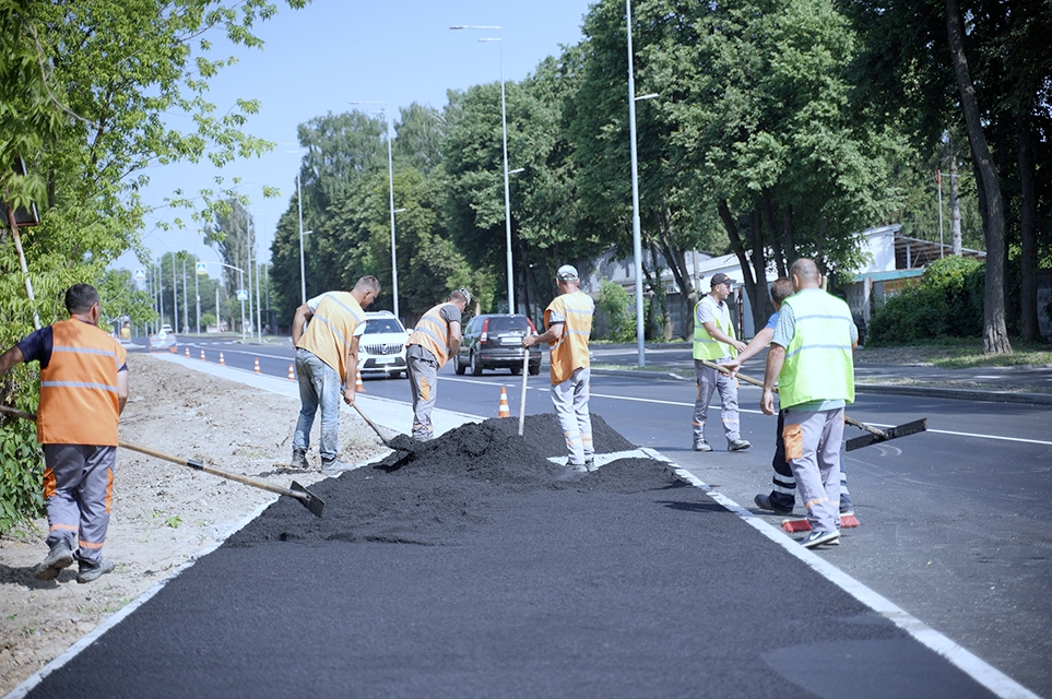 У Вінниці завершуються роботи з капітального ремонту Сабарівського шосе